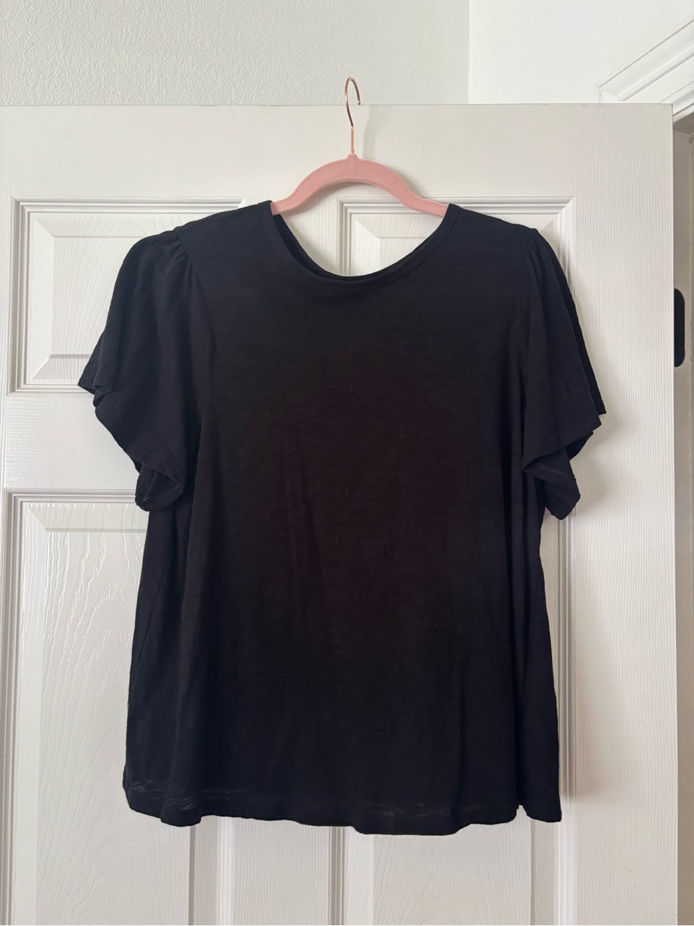 Old Navy Black Flutter-Sleeve Crewneck Top